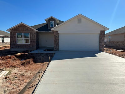 1,458sf New Home in Mustang, OK