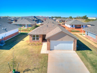 1,301sf New Home in Mustang, OK